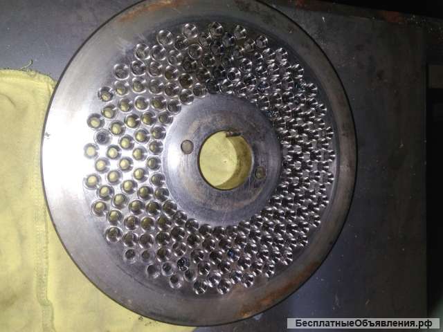 Матрицы плоские диаметром 200 мм для гранулирования