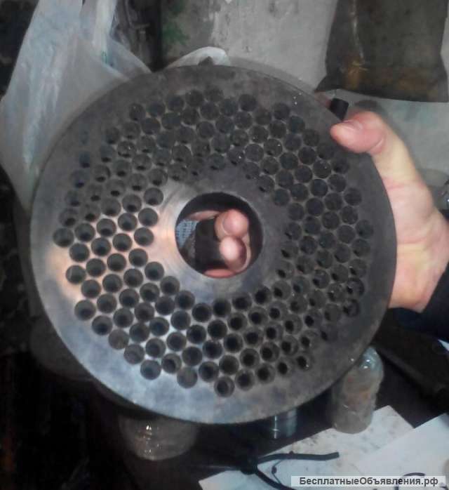 Матрицы и ролики для плоскоматричных грануляторов