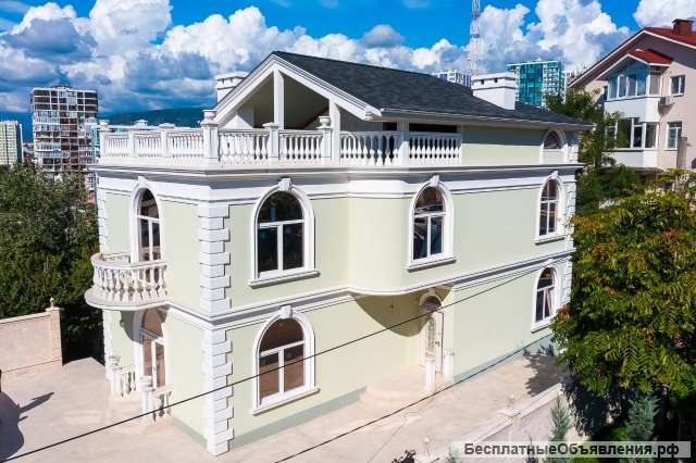 Новый дом в центре Сочи с видом на море