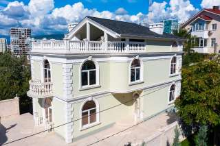 Новый дом в центре Сочи с видом на море