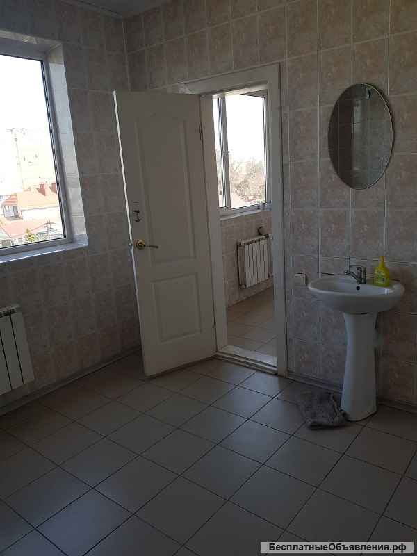 Помещения в 4 этажном здании Невинномысск, Гагарина 95