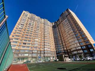 2-комнатная квартира, 71 кв.м., ул. Гаражная