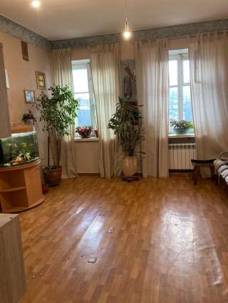 Квартиру у метро Красные Ворота