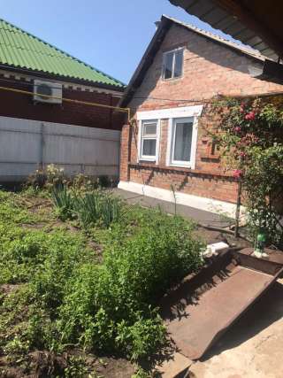 2029 Продаю дом с участком в г. Новошахтинске
