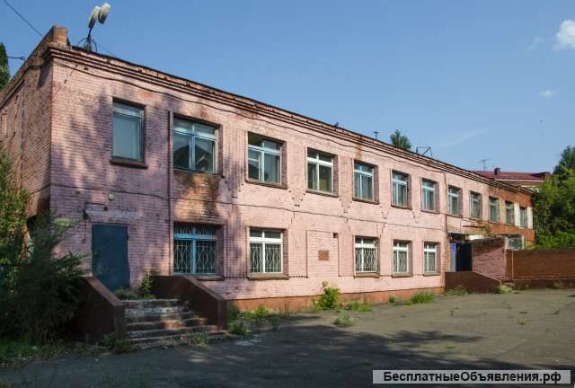 Помещения 586,5 кв.м. в административном здании с земельным участком 17 сот г. Омск