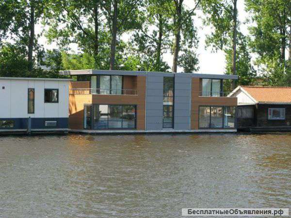 Плав дом, плав баню, дом на воде houseboat