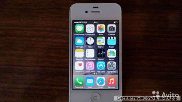 IPhone 4S 16Gb белый
