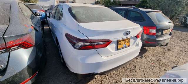 Toyota Camry Hybrid 2021