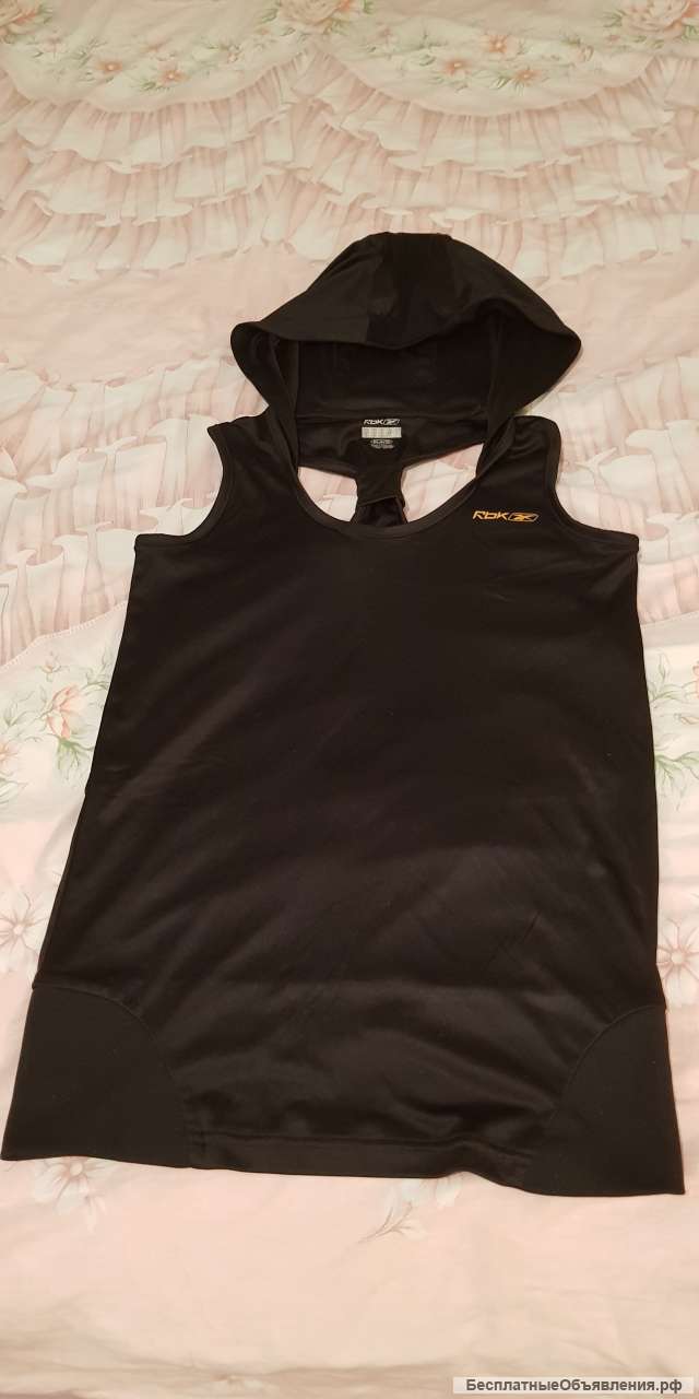 Спортивный женский топ