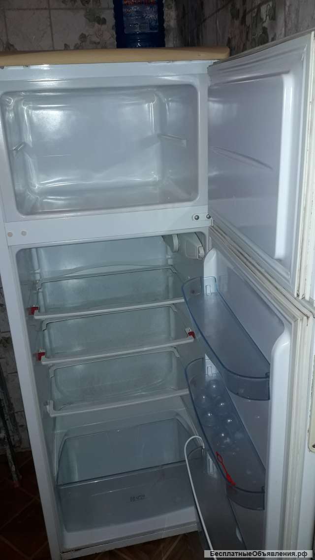 Холодильник электролюкс