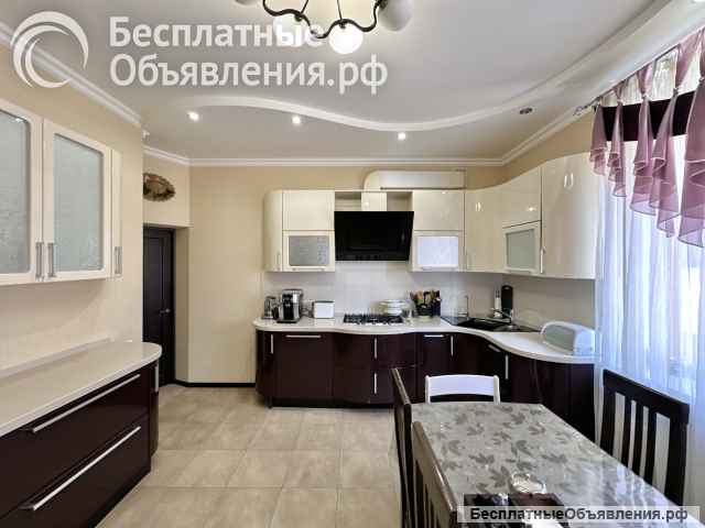 Дом 210 м2 8 сот Троицкая