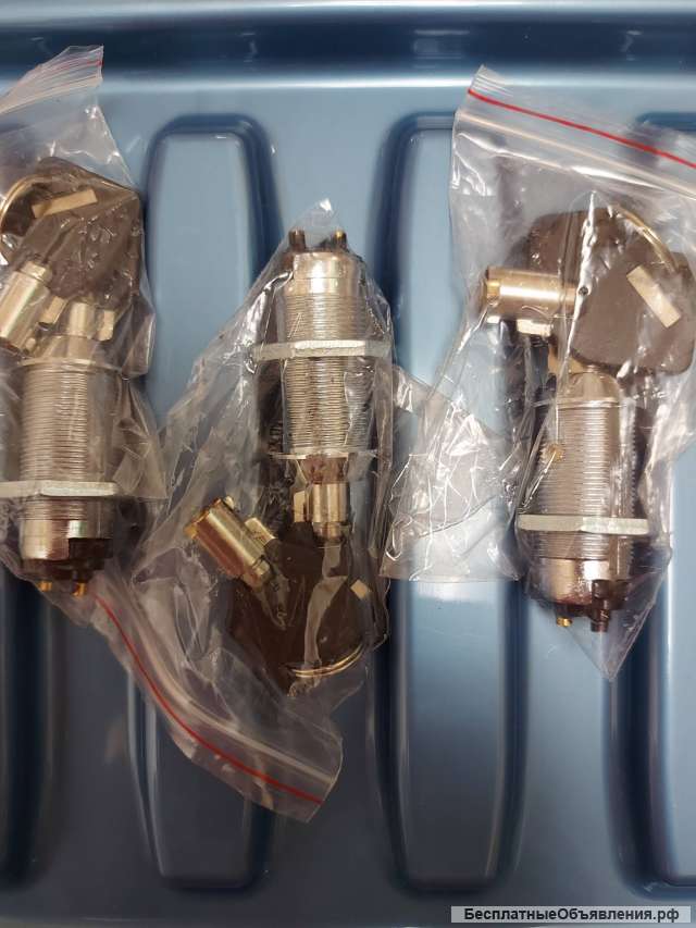 Замок электромеханический контактный с ключом