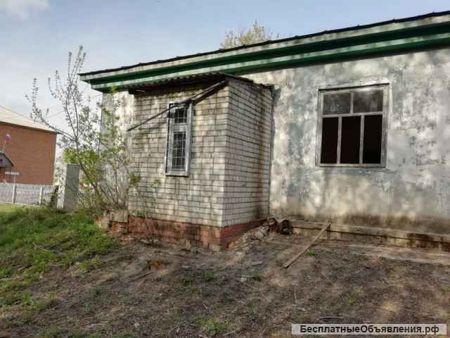 8/100 доли в праве на нежилое помещение в с. Васильевка