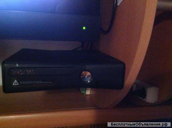Xbox 360 250 Гб + 11 игр