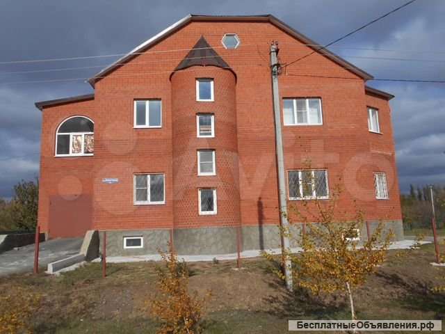 Коттедж 499 кв. м на участке 25 сот. в Ростовской области