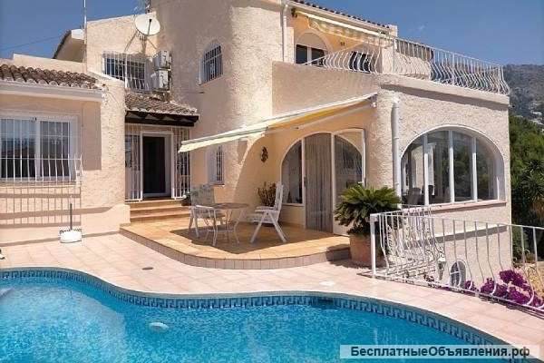 Недвижимость в Испании, Вилла с видами на море в Альтеа, Коста Бланка, Испания