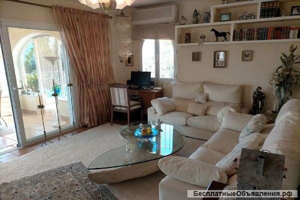 Недвижимость в Испании, Вилла с видами на море в Альтеа, Коста Бланка, Испания