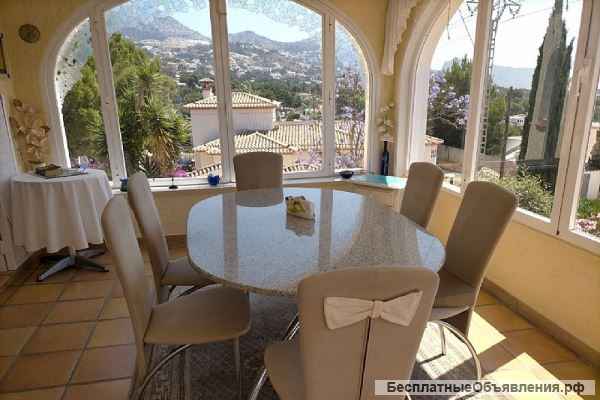 Недвижимость в Испании, Вилла с видами на море в Альтеа, Коста Бланка, Испания