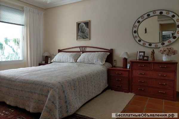 Недвижимость в Испании, Вилла с видами на море в Альтеа, Коста Бланка, Испания