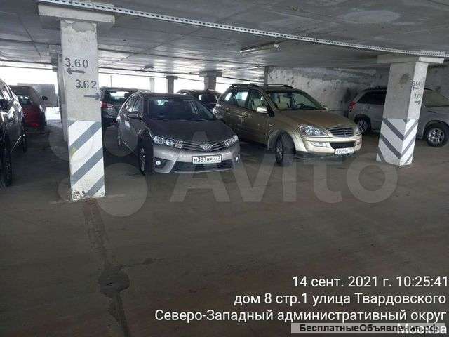 Машиноместо площадью 18.3 кв. м