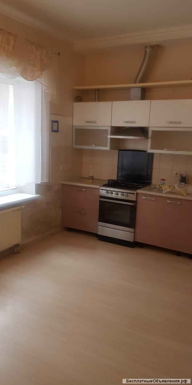 Сдаю дом 20км Минское ш, 410м 15сотНовый год 100000 помесячно 120000р