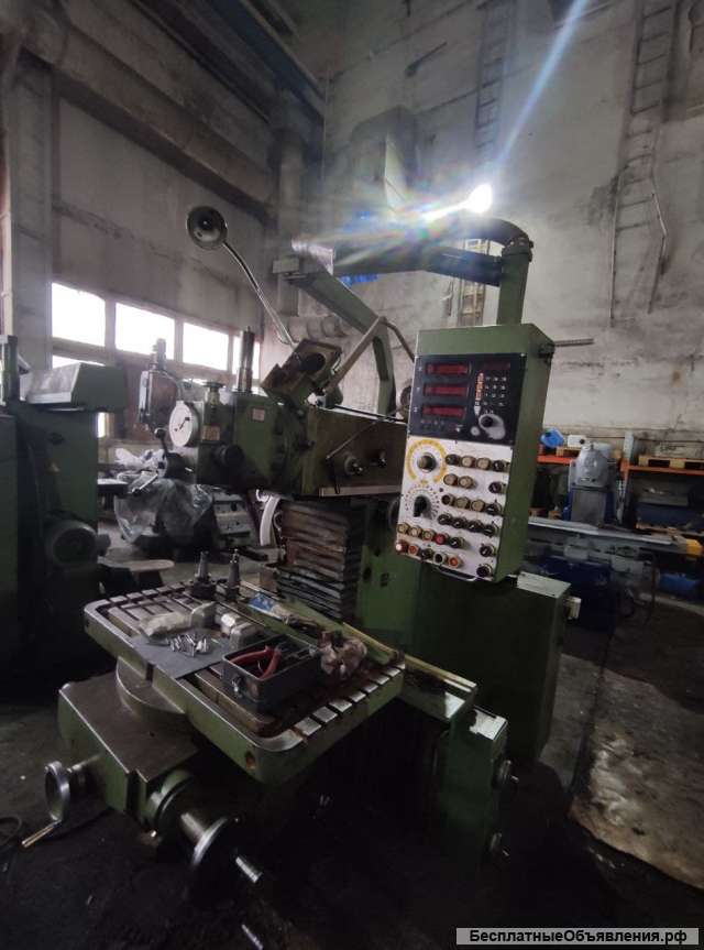 Станок универсально фрезерный MAHO MH-800