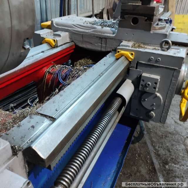 Станок токарный 1М63