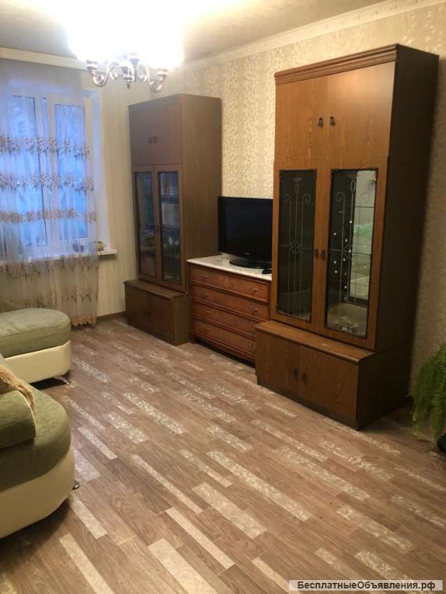 Сдам квартиру м. Пражская.