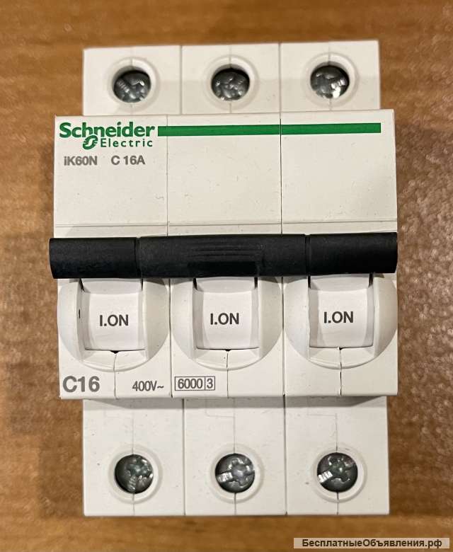 Автоматический выключатель Schneider Electric Acti 9 16A 6kA 3P