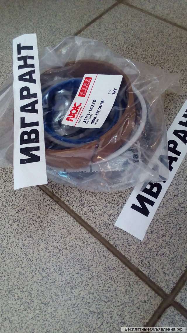 31Y1-14270 - Ремкомплект гидроцилиндра аутригера R200W-7 - 31Y1-14270