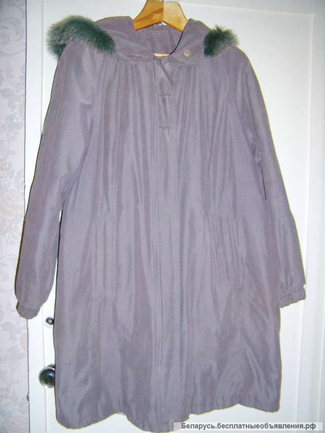 Пальто демисезонное серое с капюшоном, б.у в хорошем состоянии, р.48-50