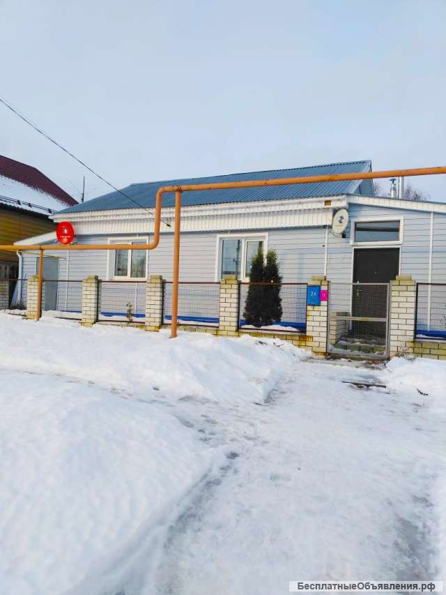 Половину доли дома