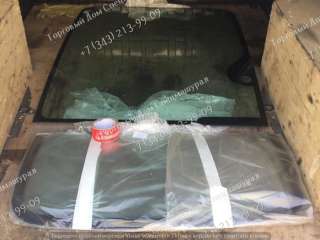 Стекло лобовое для экскаватора Hitachi ZX200