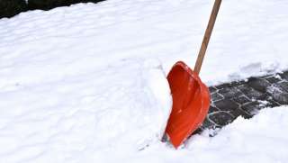 Уборка снега и прочие хозяйственные работы
