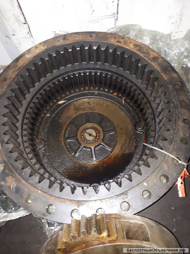 Корпус редуктора хода 1018360 hitachi ex-400