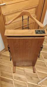 Пресс вешалка для брюк и одежды HARVARD