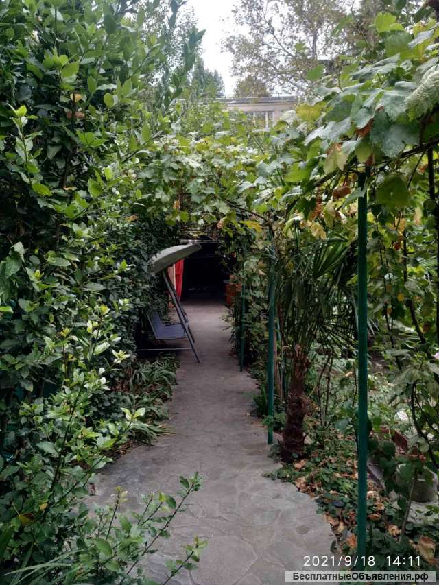 Крым г Ялта ул Пироговская 130 м2 +участок