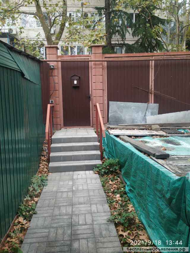 Крым г Ялта ул Пироговская 130 м2 +участок