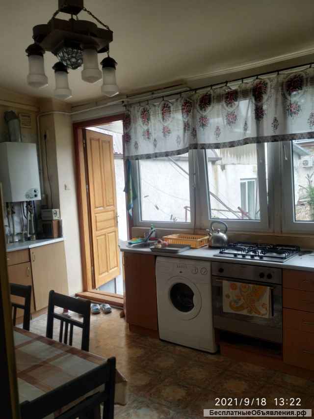 Крым г Ялта ул Пироговская 130 м2 +участок