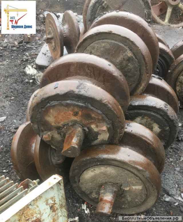 Лебедка главного подъема крана гусеничного РДК-250.3
