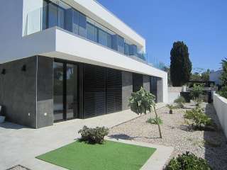 Недвижимость в Испании, Вилла с видами на море от застройщика в Кальпе