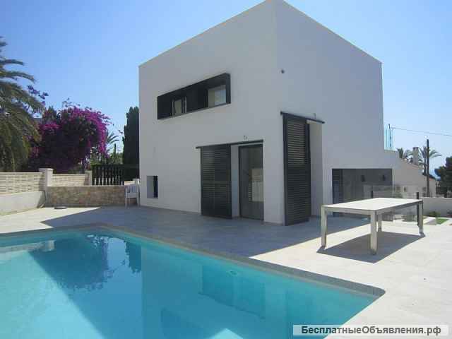 Недвижимость в Испании, Вилла с видами на море от застройщика в Кальпе