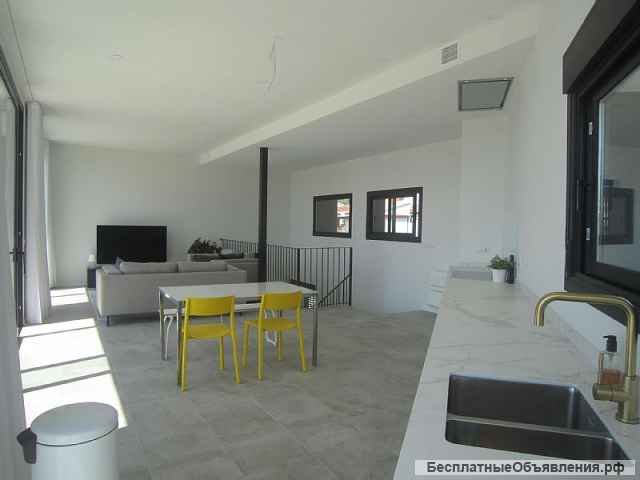 Недвижимость в Испании, Вилла с видами на море от застройщика в Кальпе