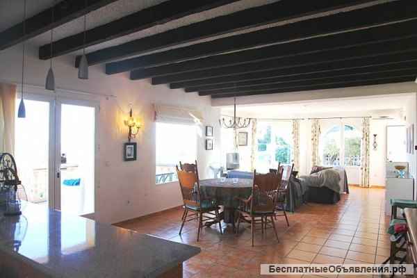 Недвижимость в Испании, Вилла в Кальпе, Коста Бланка, Испания