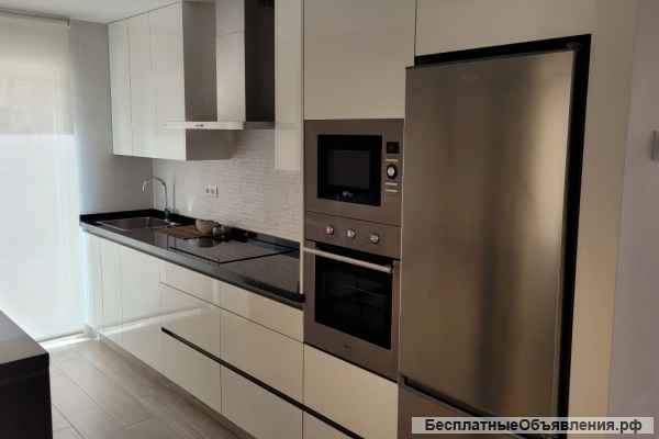 Недвижимость в Испании, Новые квартиры рядом с пляжем от застройщика в Торре де Ла Орадада