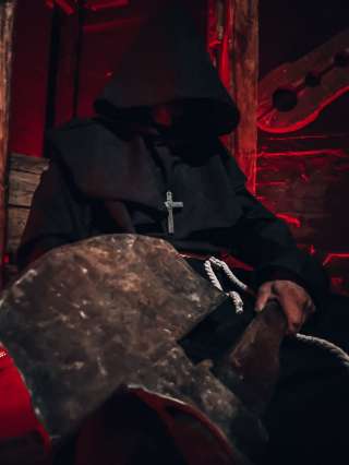 Выставка С.Т.О.Н.