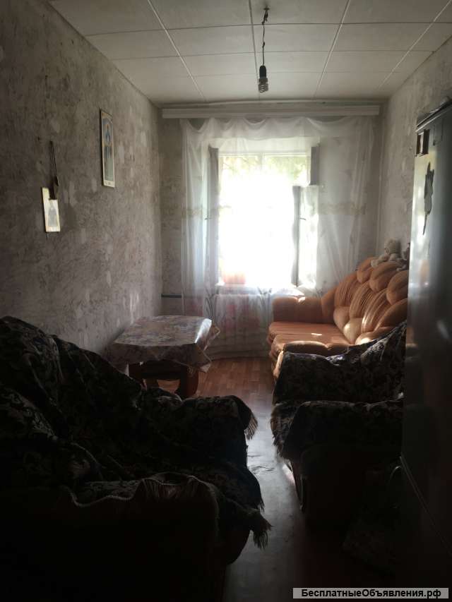 Комнату в общежитии секционного типа