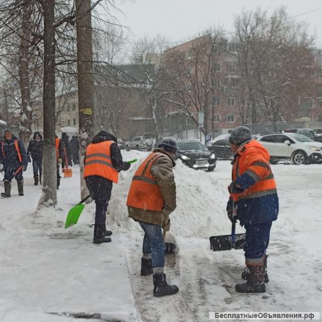 Уборка снега в Москве