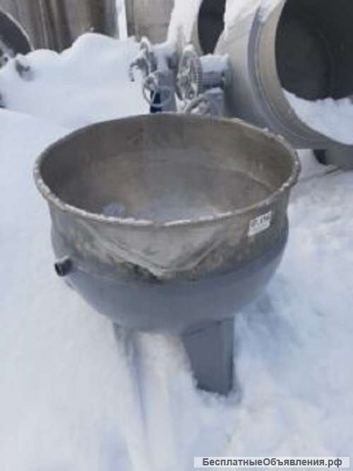 Емкость нержавеющая, объем 0,2 куб.м., рубашка, инв 1743