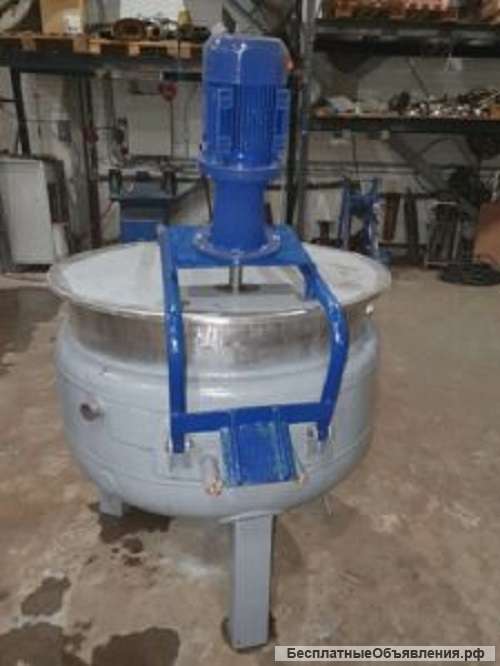 Емкость нержавеющая, объем 0,35 куб.м., с рубашкой и мешалкой